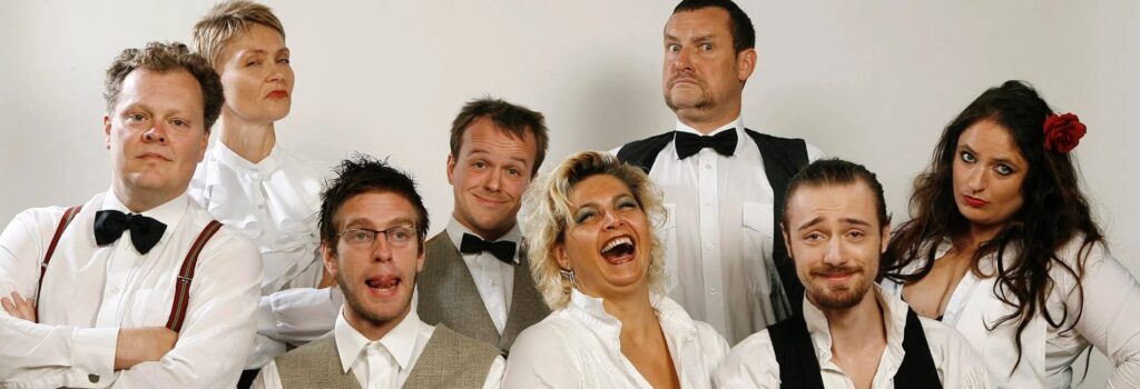 larsens-serveringsteater-cover-bifald