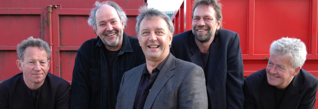 johnny-heartbeats-cover-bifald